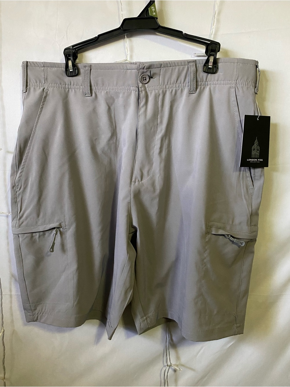 London Fog Men's Light Gray Cargo Shorts